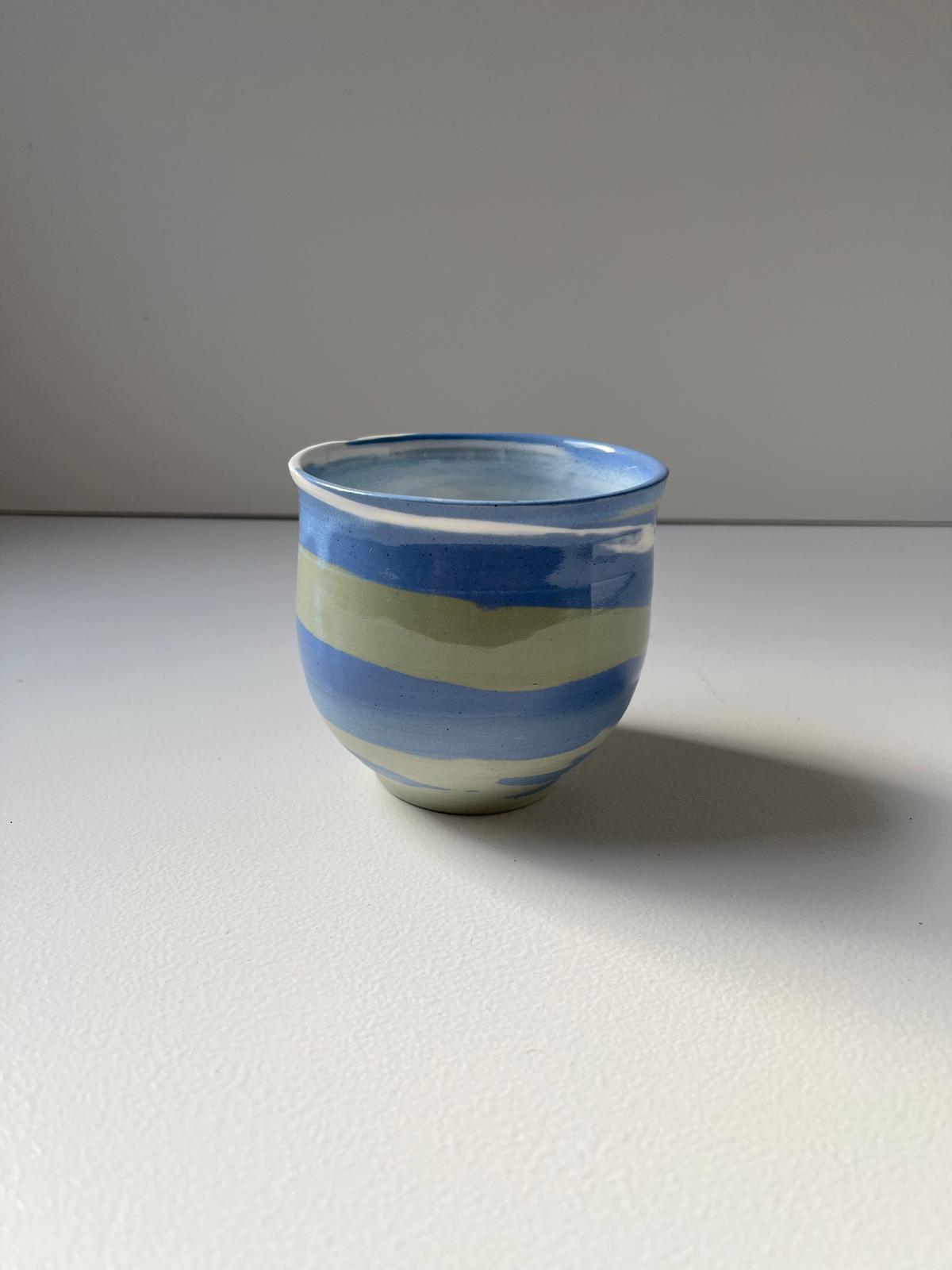 Swirl cup #16