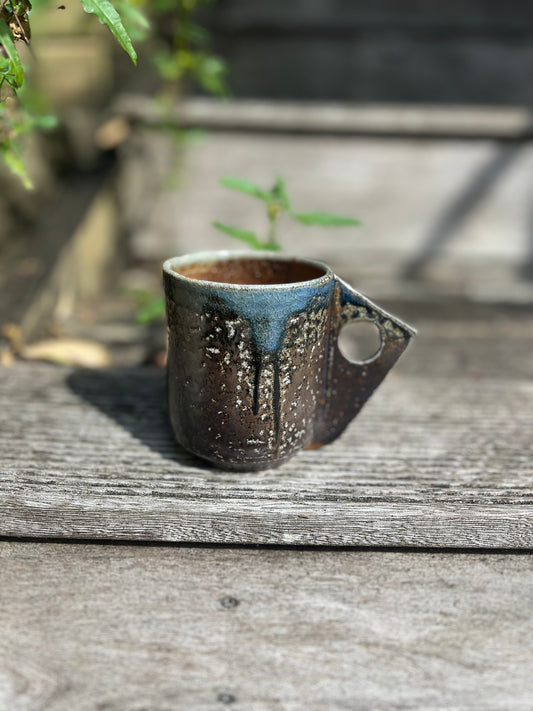 Salt glazed mug - bronze blue