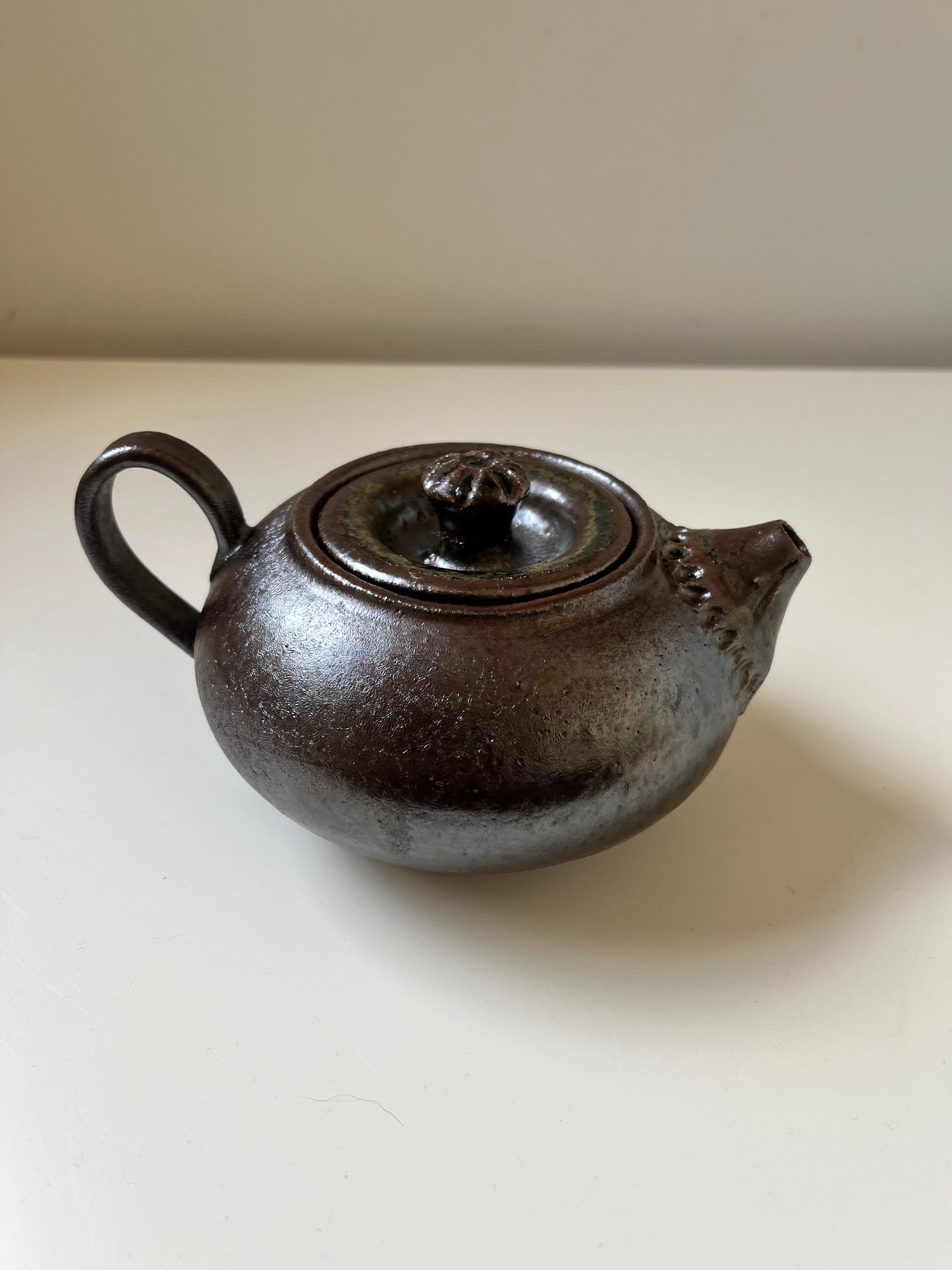 Bronze tea pot