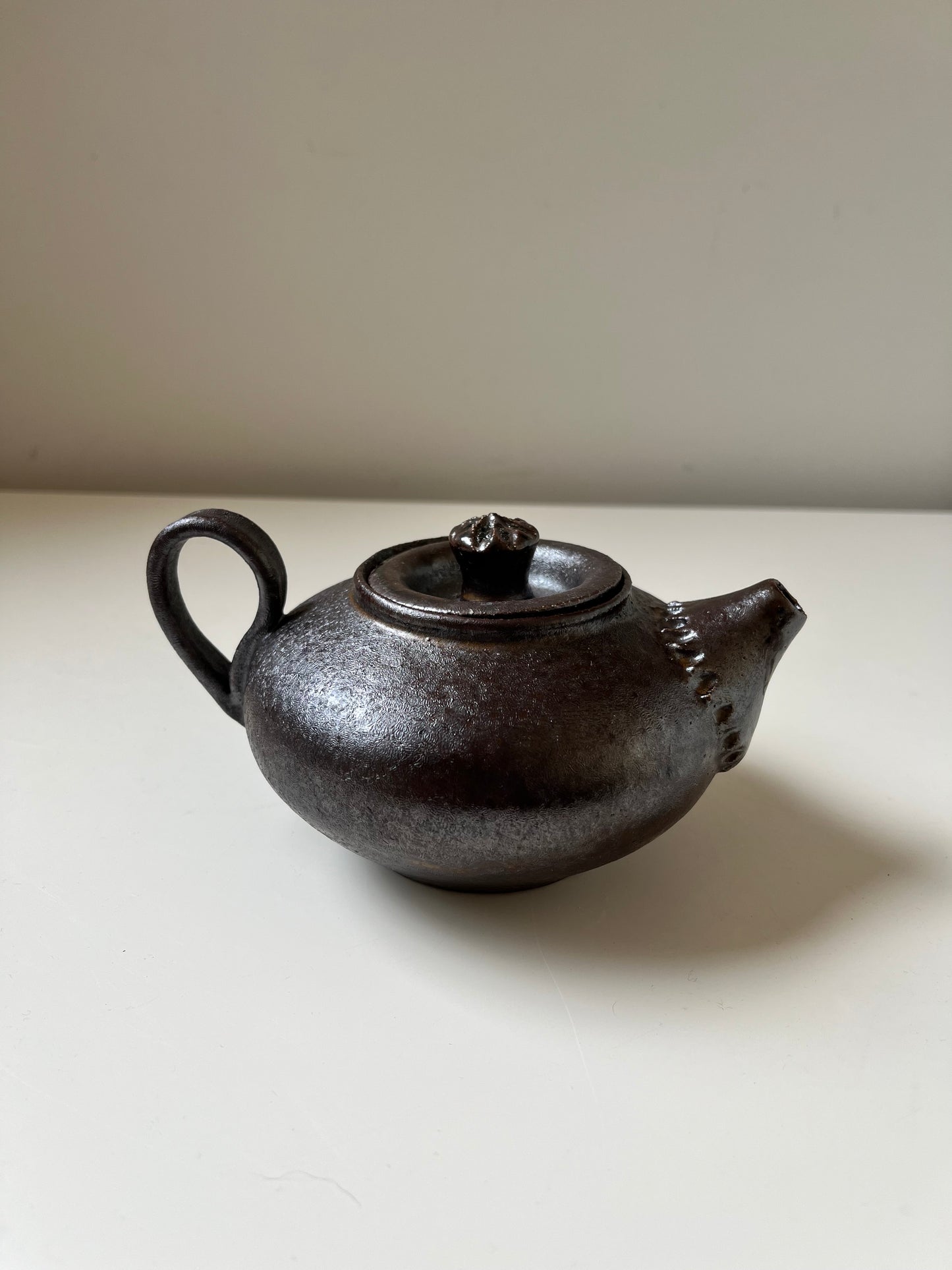 Bronze teapot - tea for one