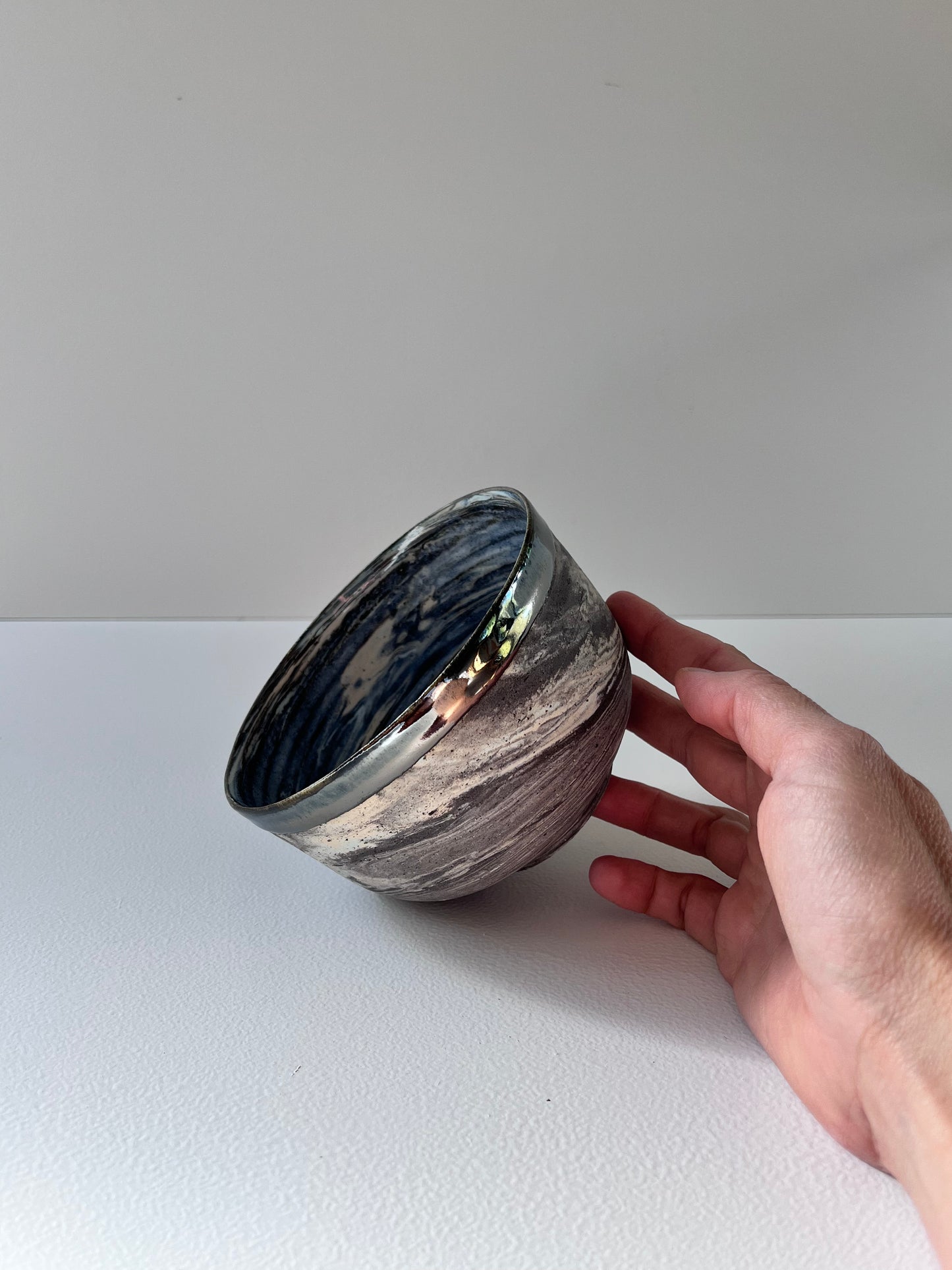 Marbled bowl with palladium rim - small